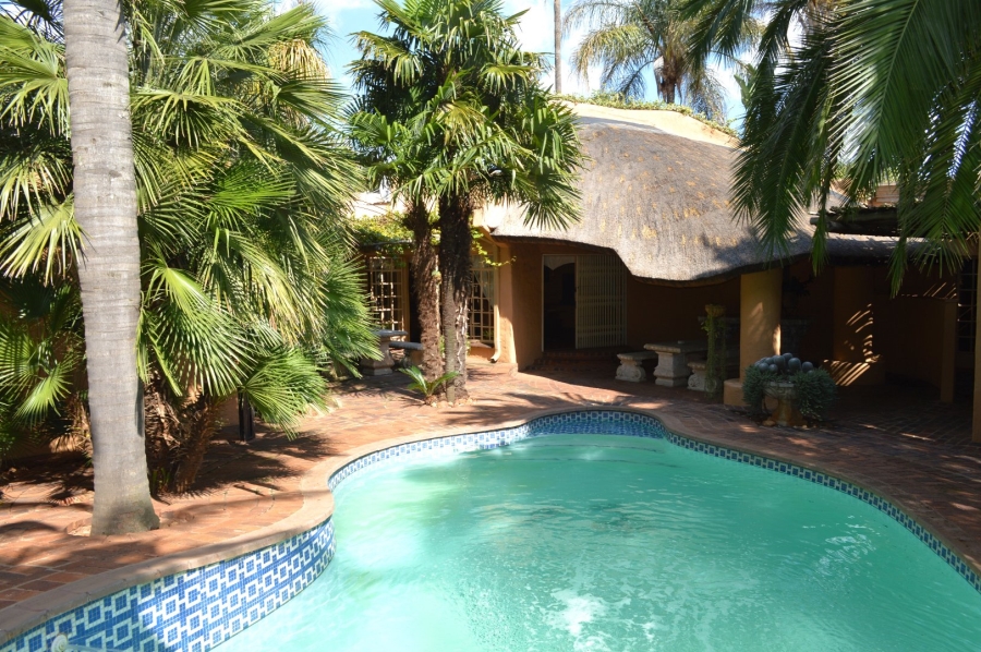 4 Bedroom Property for Sale in Wilkoppies North West